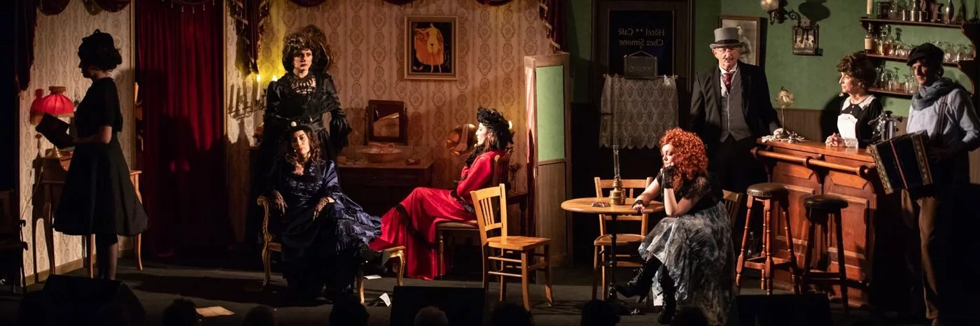 Scène d'ensemble du spectacle
